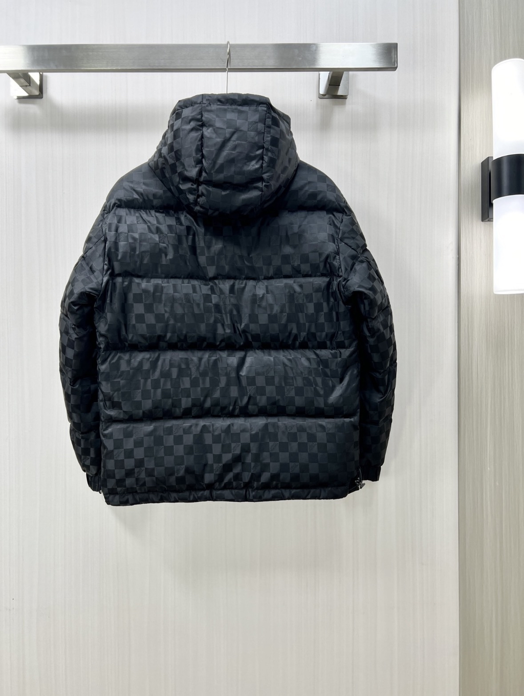 Manteau à motif noir